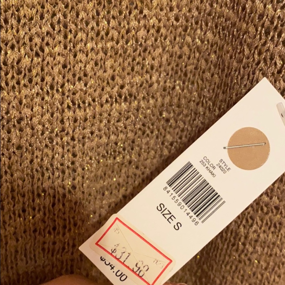 Gold Sweater - Picture 5 of 5